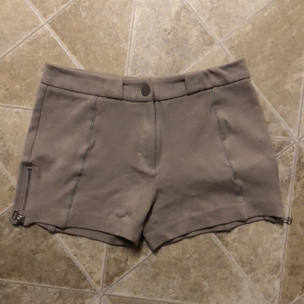 Alexander Wang cream shorts XS